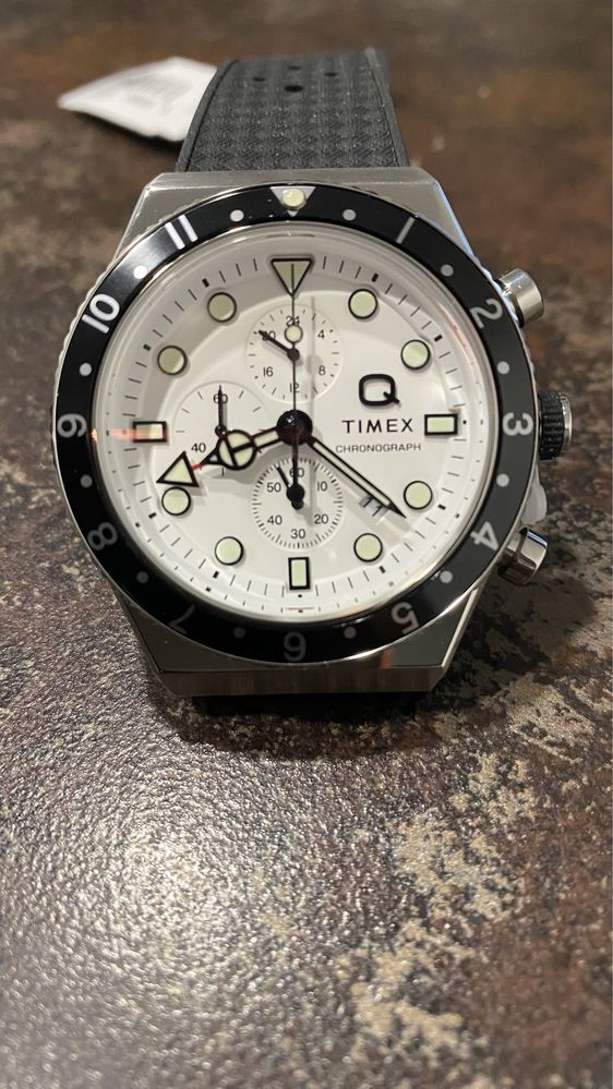 Q Timex 3-Time Zone