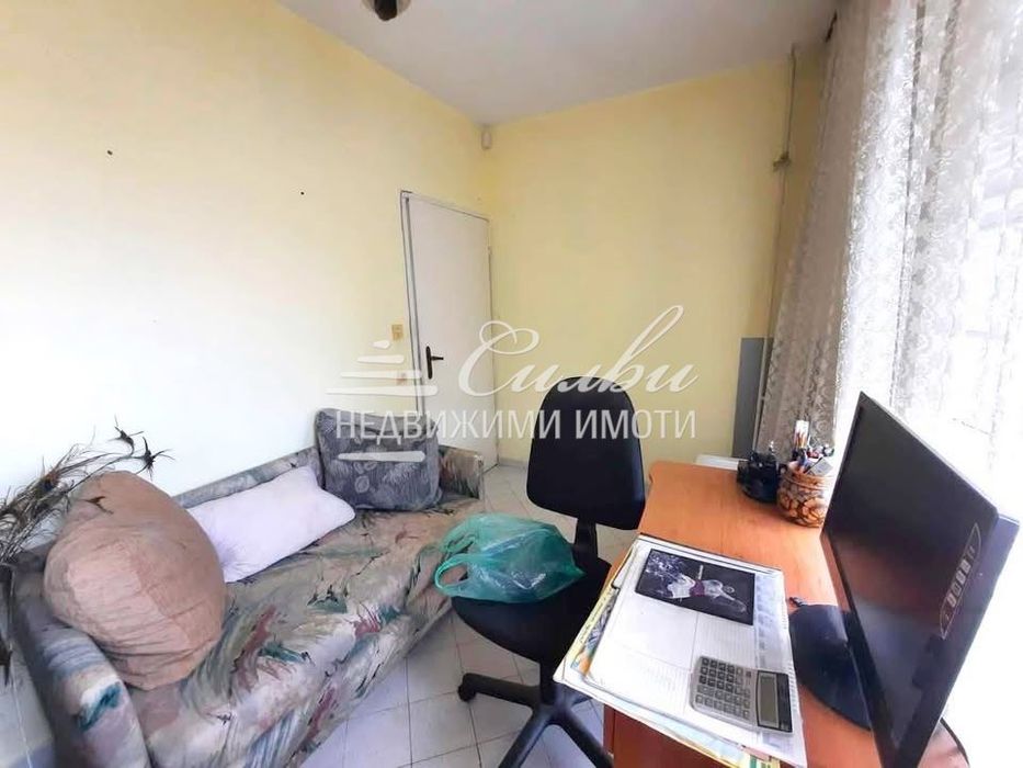 Четиристаен апартамент - кв. Център!