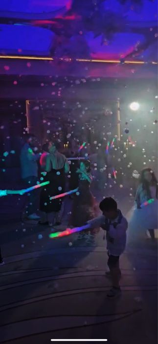 Fum pentru dansul mirilor, baloane cu fum, vulcani, oglinda magica