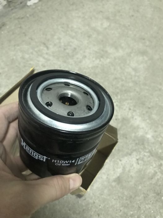 Маслен филтър Hengst H10W14