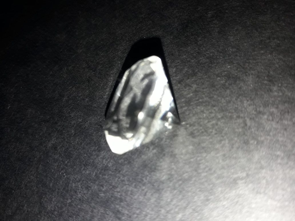 Diamant de 2 cm.