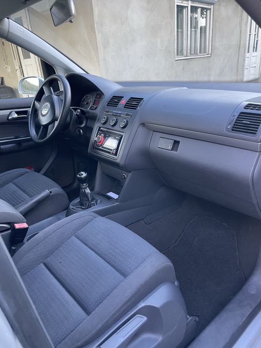 Vw Touran 7 locuri