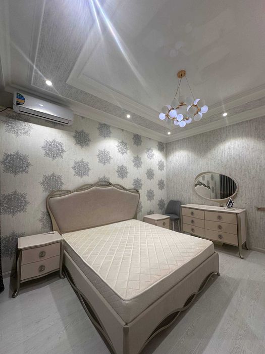 АРЕНДА НА Ц2!3х комн квартира,105 кв.м| Алайский, м.Хамид Алимжан. ЖЖБ