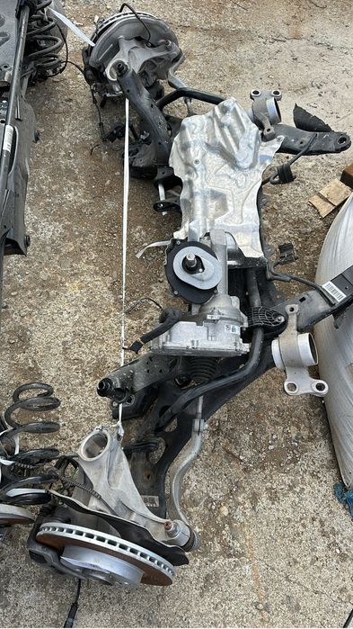 Usa aripa oglinda MINI clubman f54 suspensie caseta directie