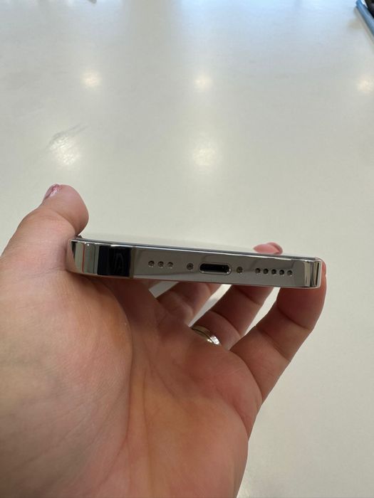 Iphone 14 pro Gold 128 GB