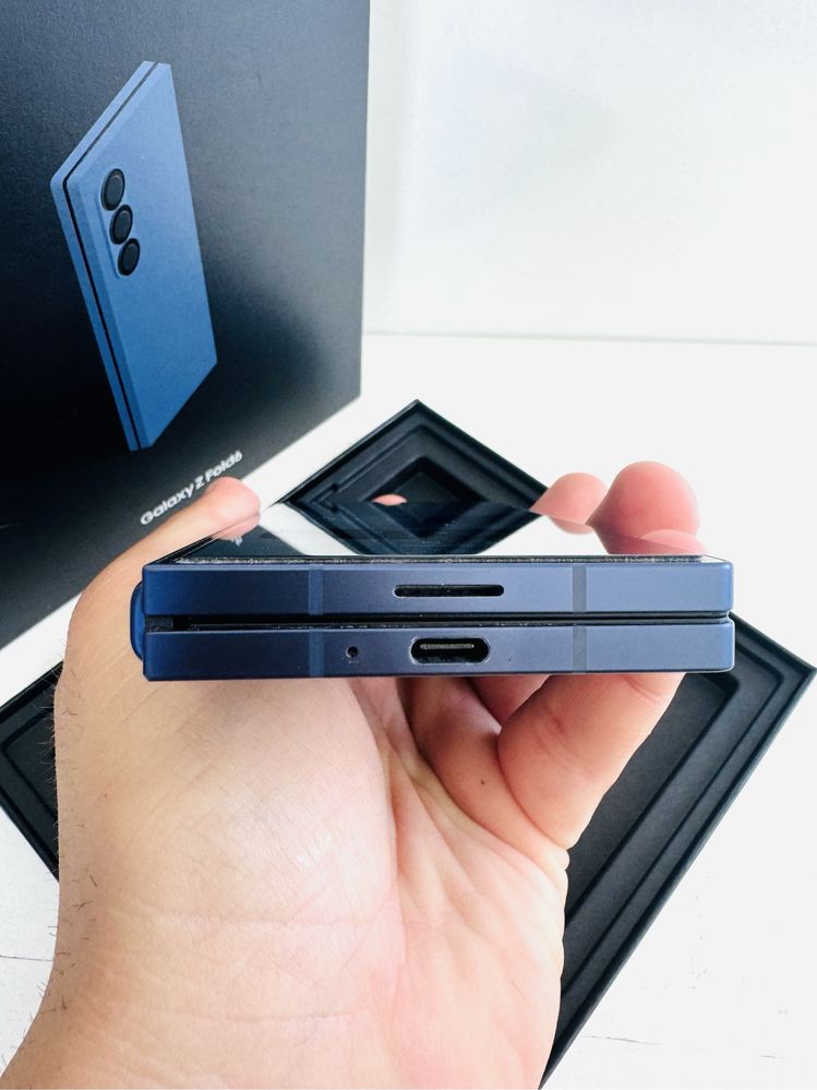 НОВ! Samsung Galaxy Z Fold 6 5G 256GB 12GB Navy Гаранция!