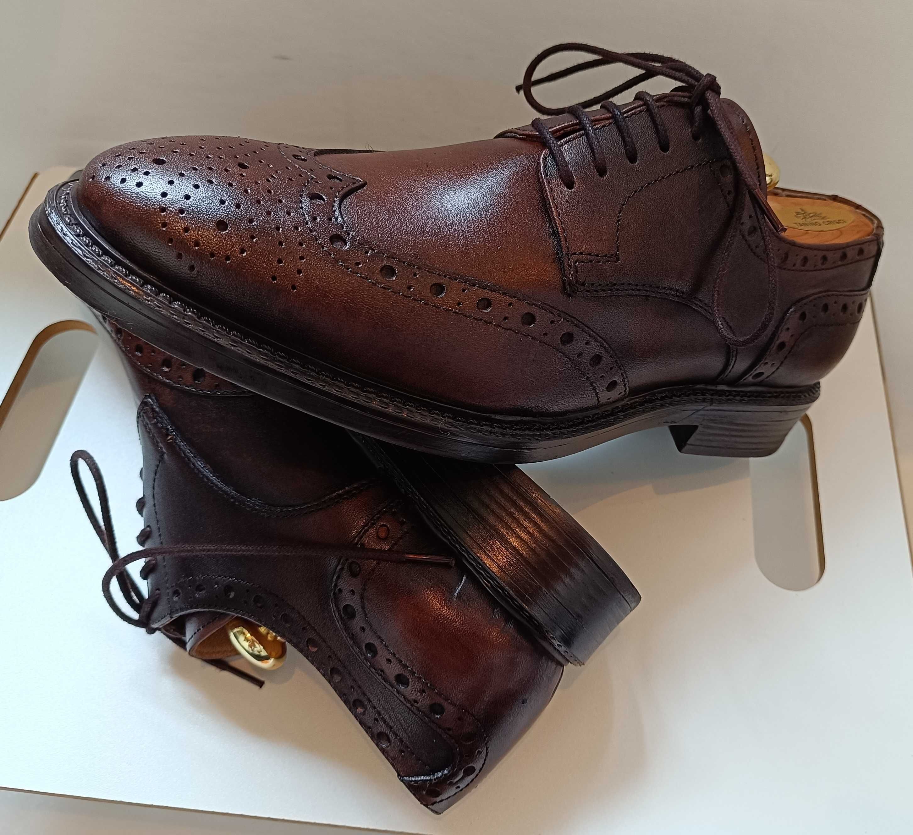 Pantofi derby 42 brogue lucrati manual Solo Soprani piele naturala