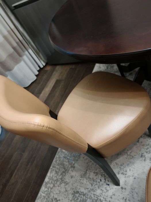 Masa lemn  Mobexpert rotunda (d:106cm)cu 4 scaune