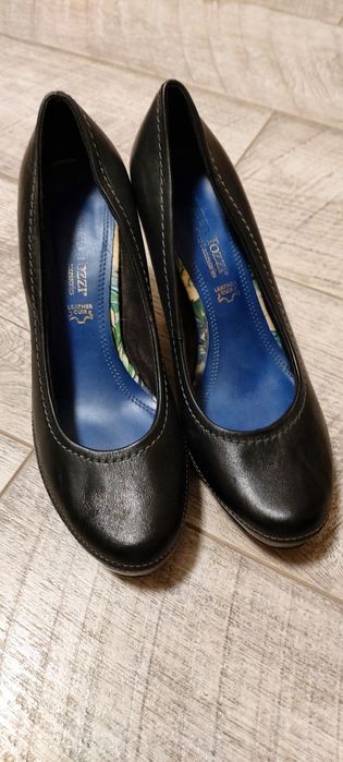 Продам офисные туфли Marko tozzi