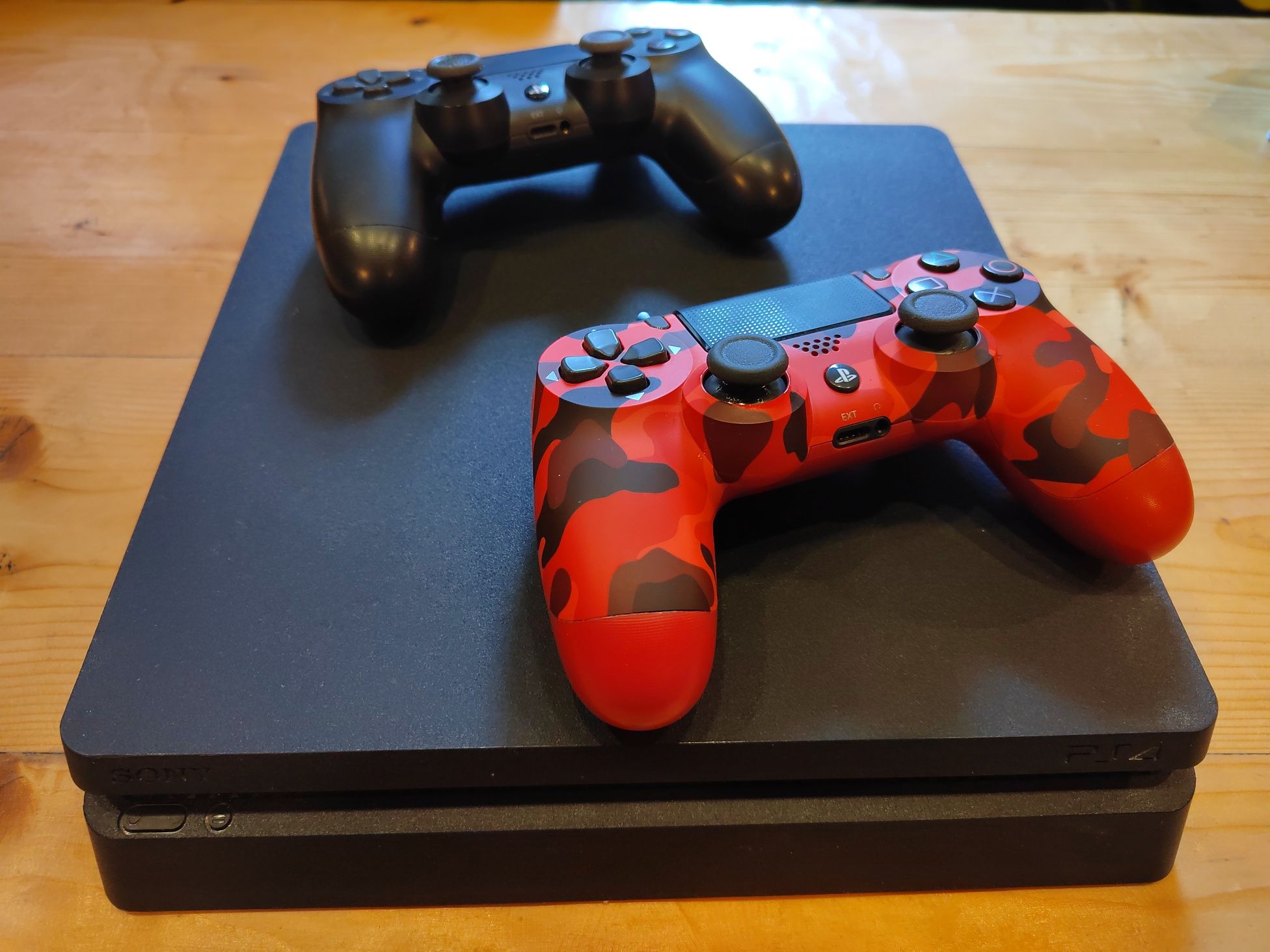 PlayStation 4 slim 500GB + Контролери + Игри
