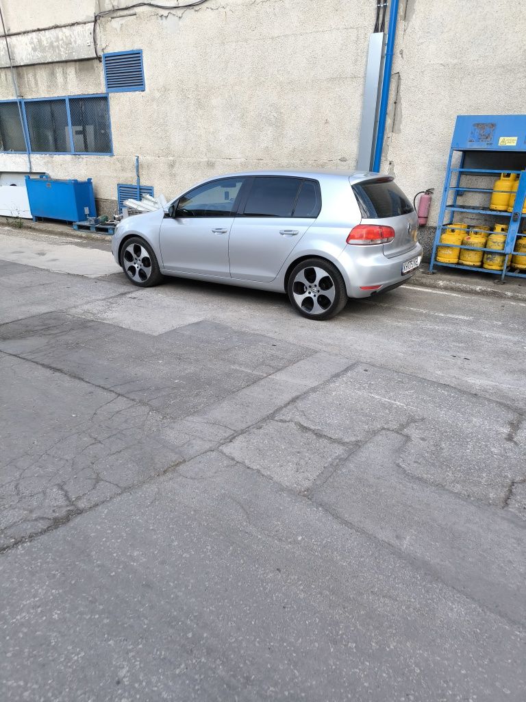Голф 6 1.6 102 кс