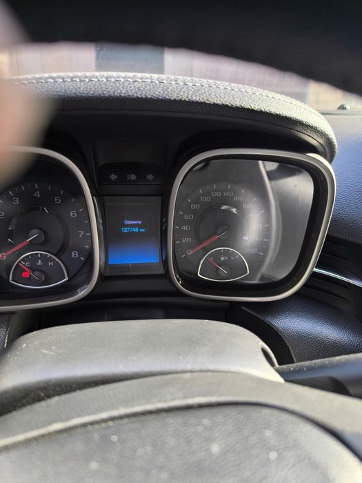 Mashina 3pozitsiya ideal holatda tanirofka 8oy ruxsati bor 908pult