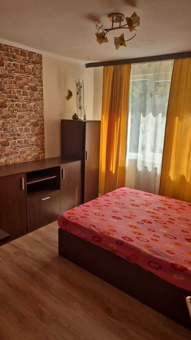 Inchiriez apartament 2 camere