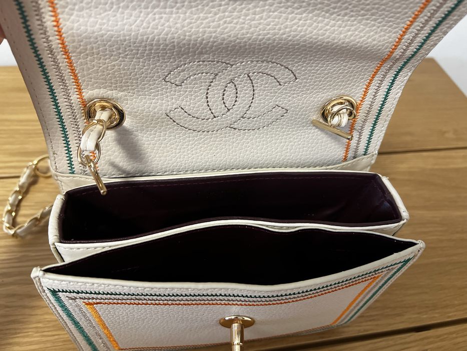Geanta Chanel crem