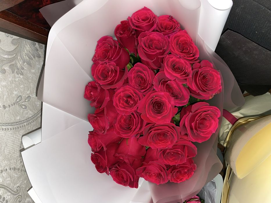 Букеттер бүгін ғана алынған