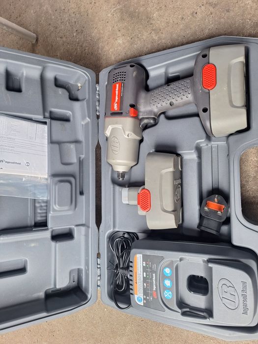 Vand Pistol pentru desfacere roți IR