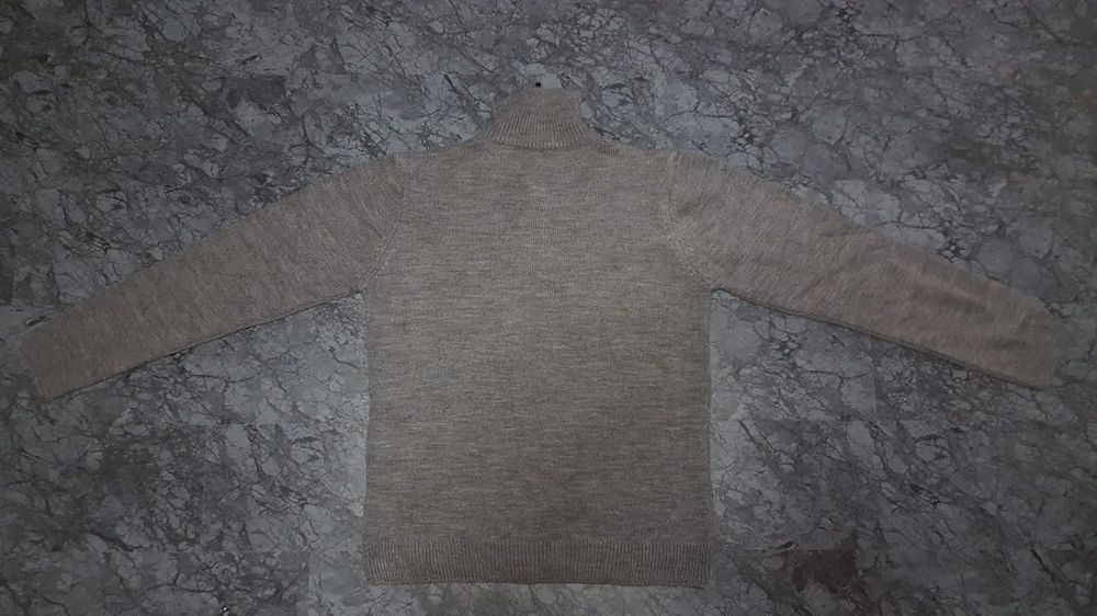 Якe и зимен пуловер на Ливърпул/Liverpool FC/