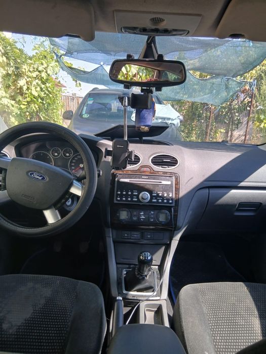 Vând Ford Focus 1.6 tdci