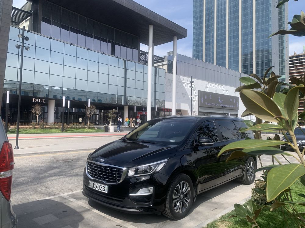 Продается kia grand carnival Dubai