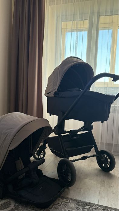 Продам коляску 2в1