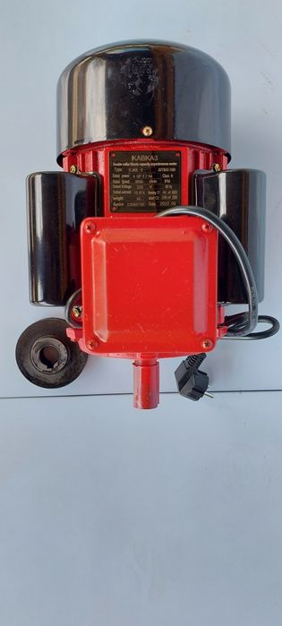 Монофазни електро мотори 1.5 KW , 2.2 KW, 3 KW, Двигатели, менгемета