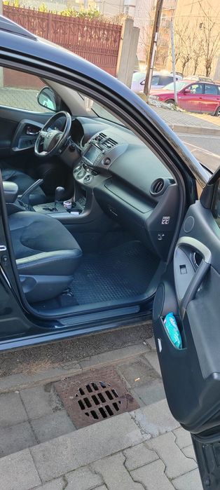Vand Toyota Rav4 2011 2.2 Diesel Automată