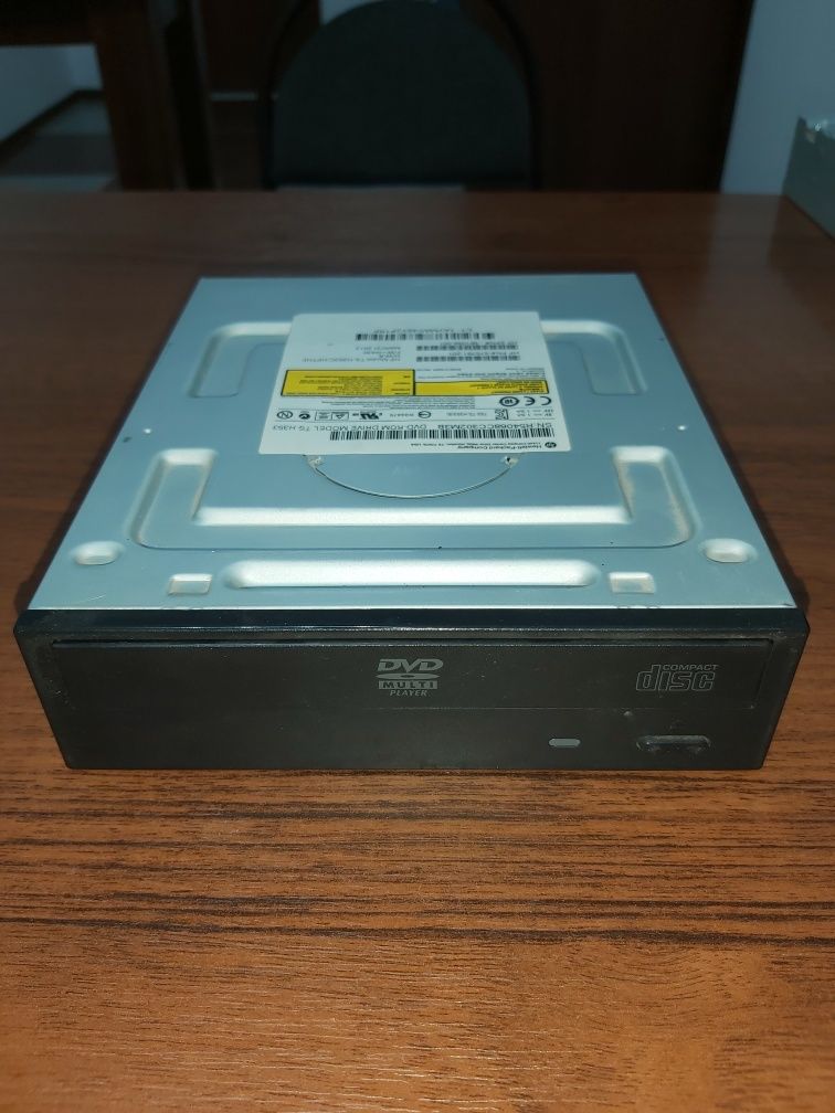 Продам дисковод HP TS-H353