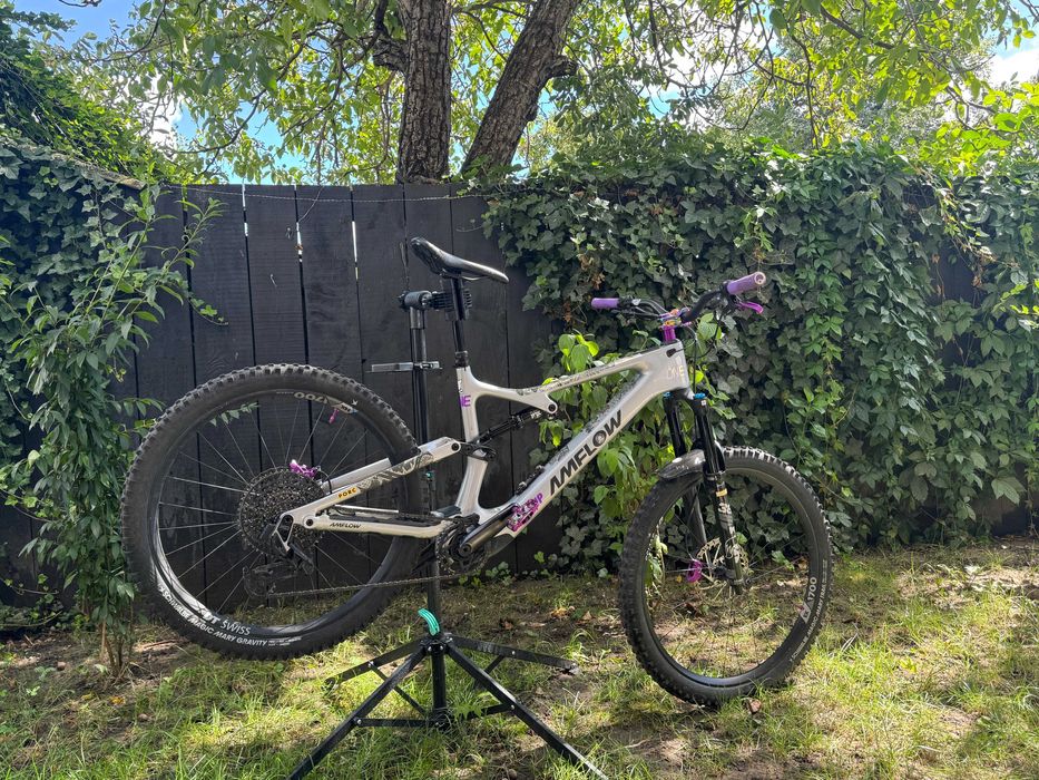 Amflow PL Carbon Dji mullet Axs cu upgrade-uri si extra