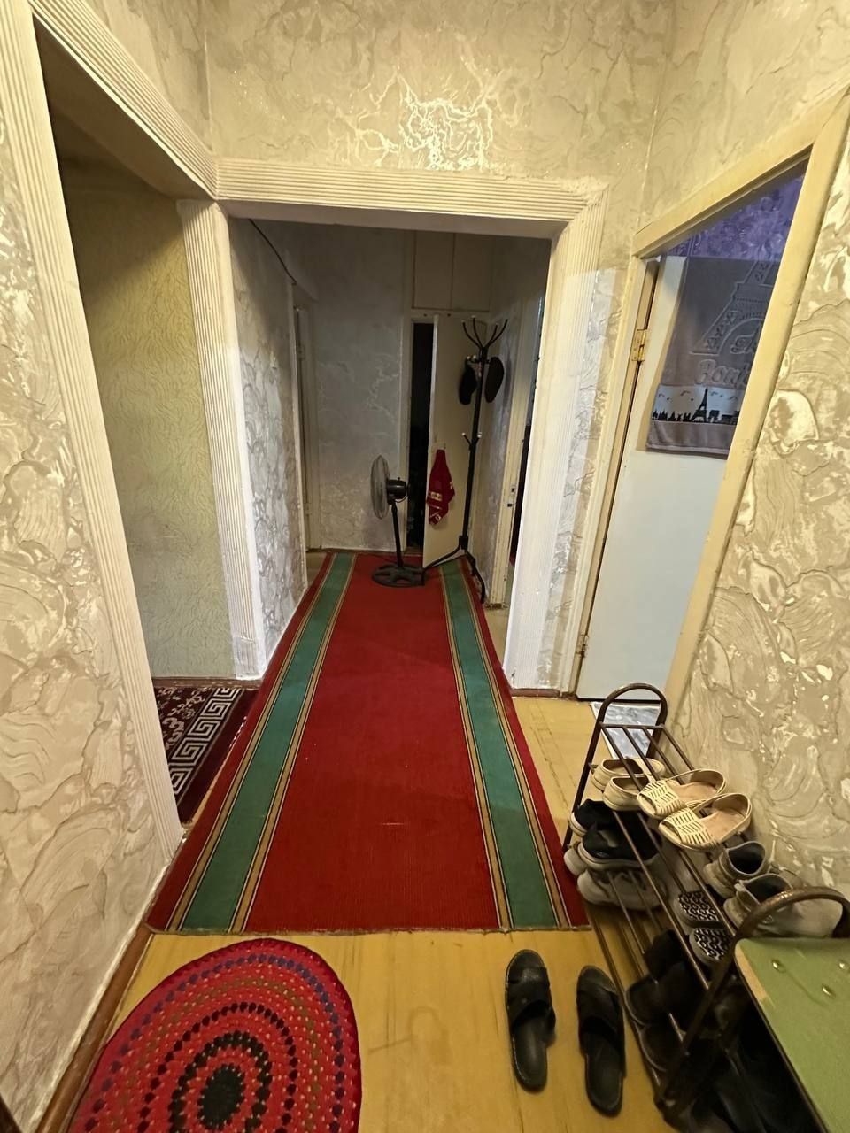 Sroshna 3 xonali kvartira sotiladi