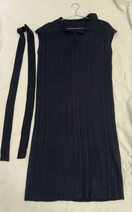 Продаю платье чёрного цвета