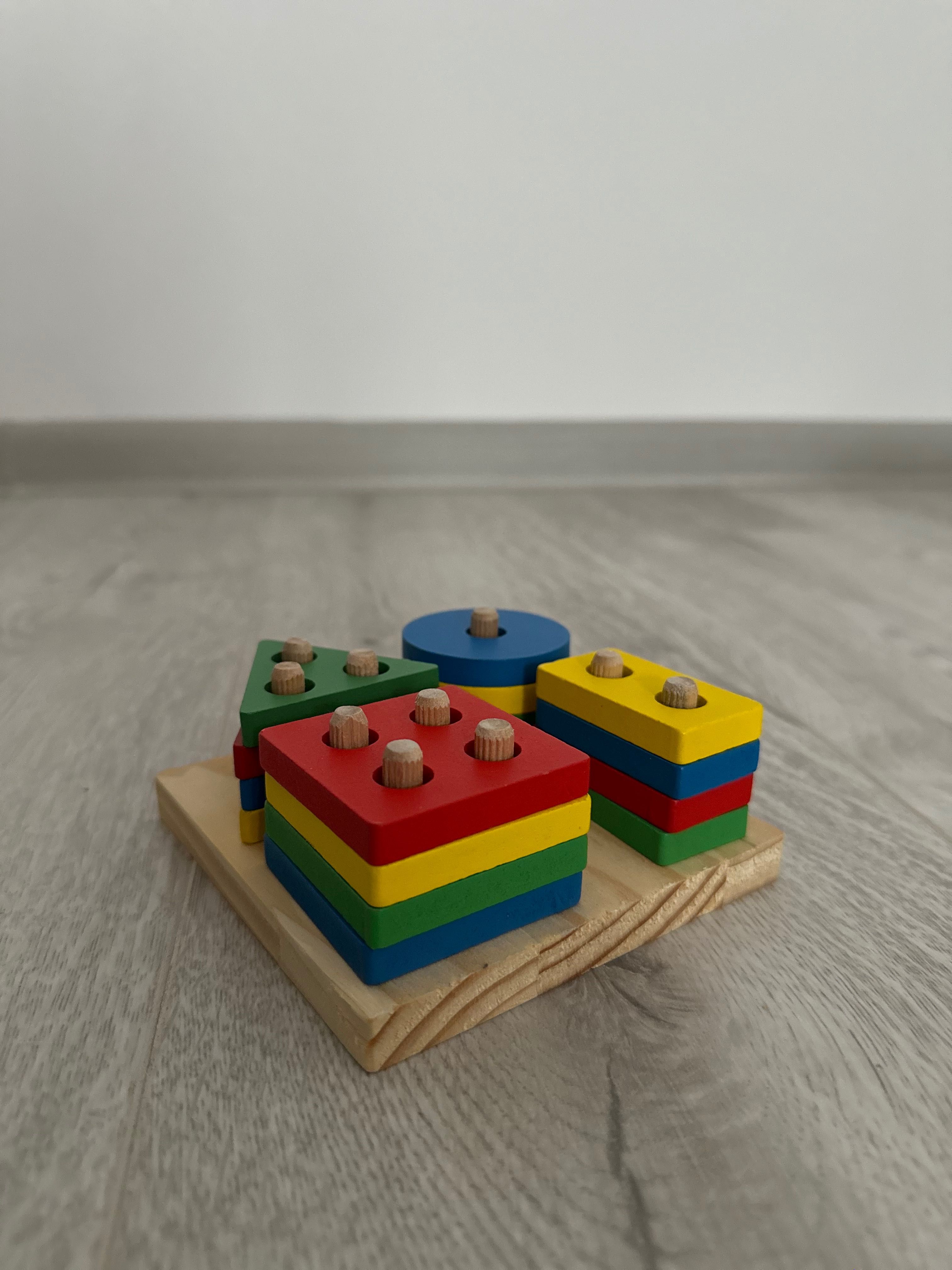 Jucării Montessori din lemn 6 în 1 (nou)