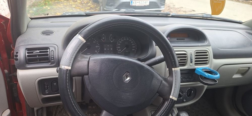 Renault clio symbol 1.4 GPL