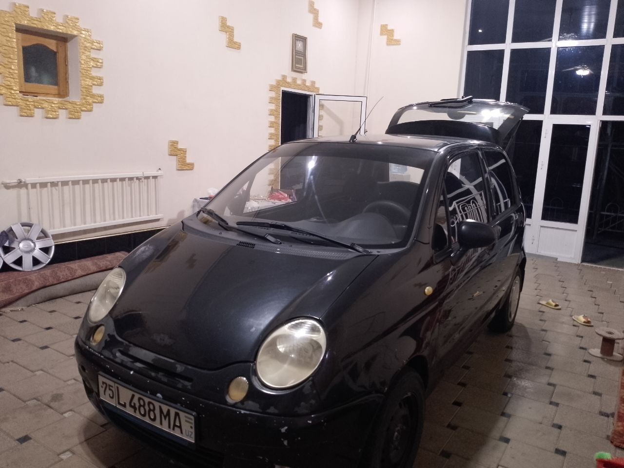 Matiz moshinasi sotiladi