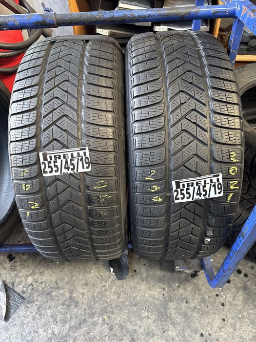 255/45/19 Pirelli M+S