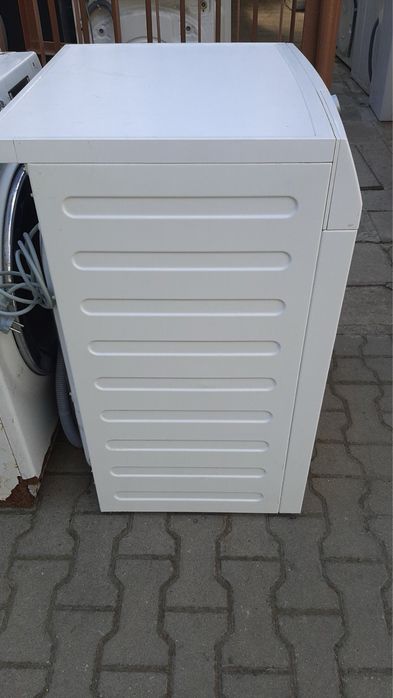 Перална със сушилня AEG