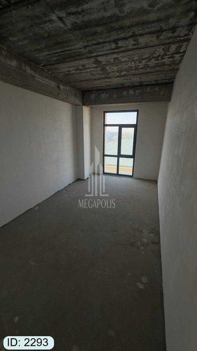 sharq chevarda  3 xona karobka kvartira sotiladi №2293