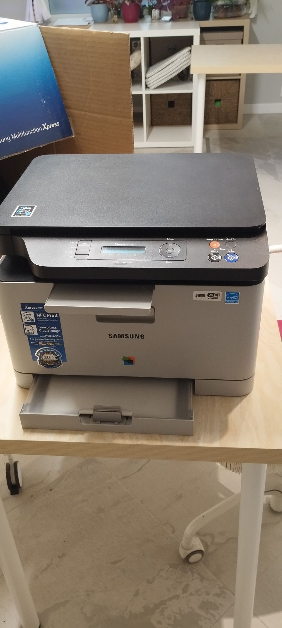 Цветен принтер, копир, скенер Samsung C460w
