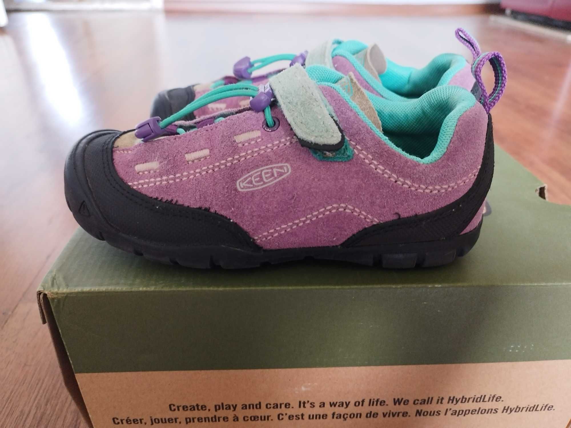 Детски трекинг обувки Keen  32/33 barefoot friendly