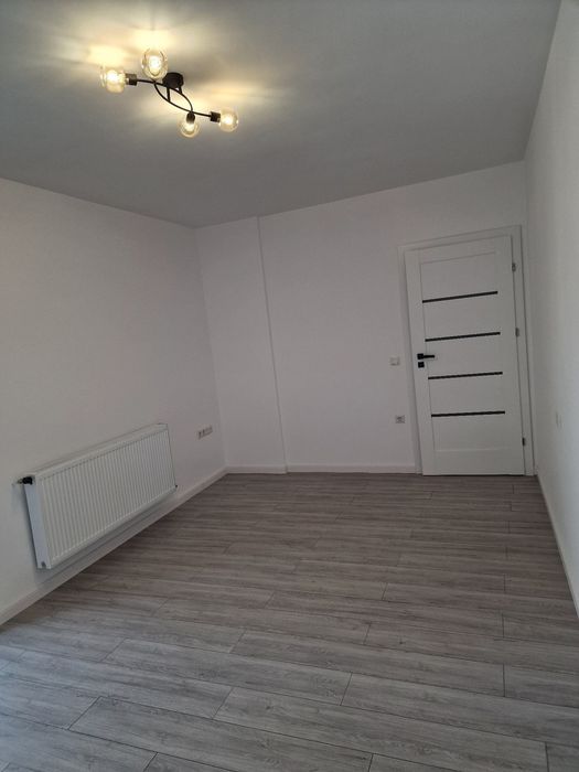 Apartament nou+parcare, zona pompieri ,ISU // închiriere