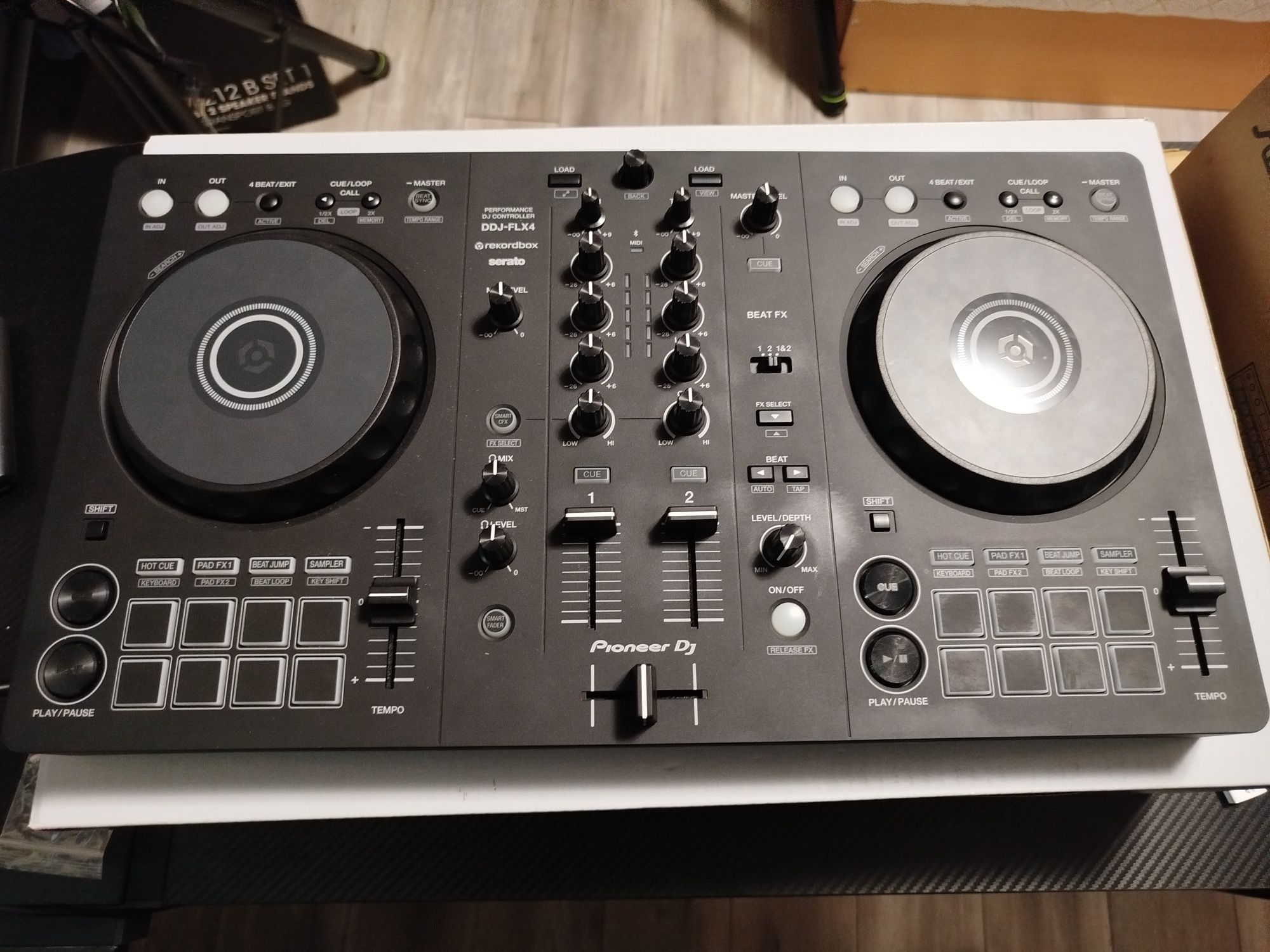 Pioneer DDJ FLX4