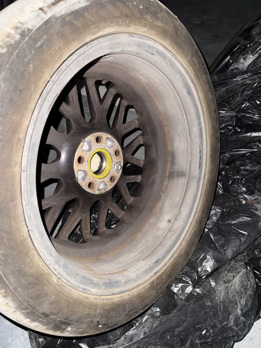 Джанти Momo 17” с летни гуми Goodyear Eagle F1 ASYMM 6 – използвани