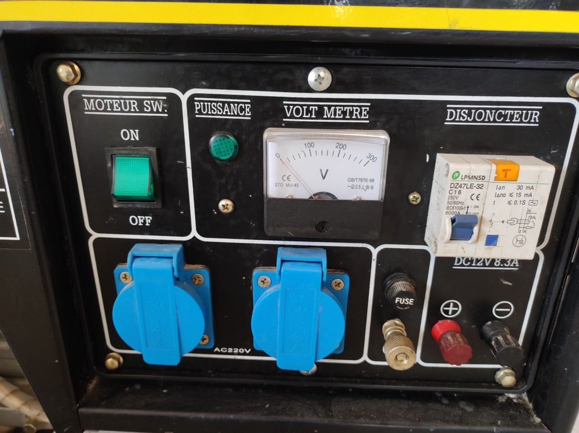 Generator curent 3kw Defitec. Franta