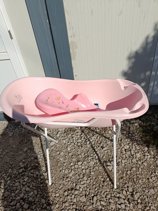 Cadă pentru bebeluși