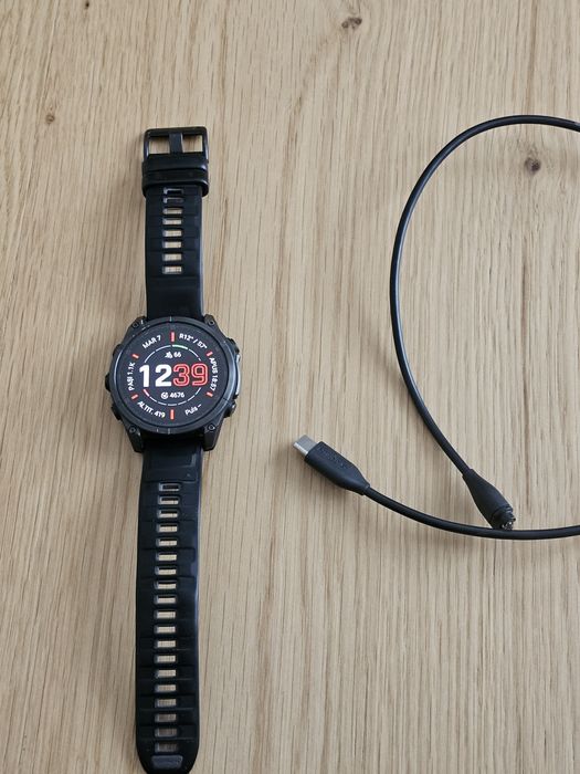 Garmin fēnix® 8 Sapphire AMOLED 47 mm – Titan DLC Gri,