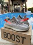 Adidas Yeezy Boost 350 "Tail Light" 44 EUR Мъжки Маратонки + Кутия