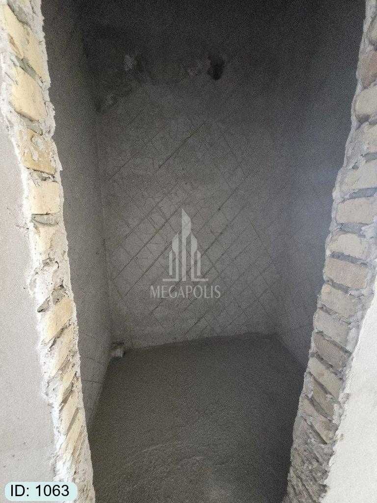 Fayzobod tarafda 2 xonali kvartira sotiladi №1063