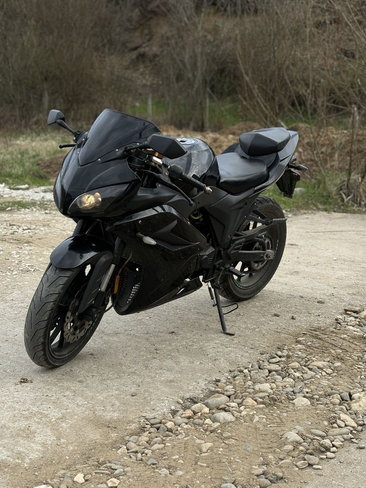 Motocicleta 250cc 2012