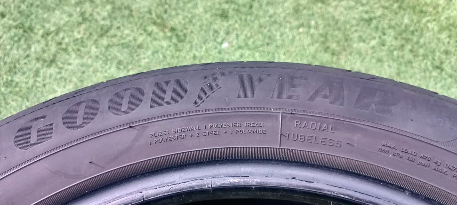 Лятни гуми Goodyear 215/55/17