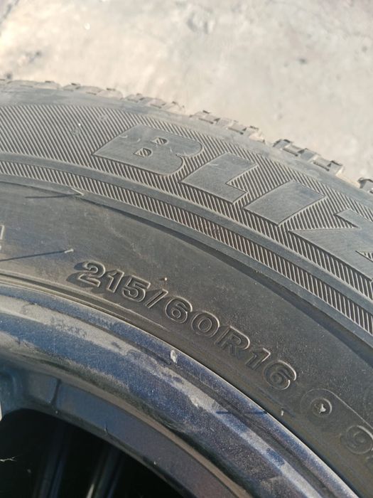 Покрышка всесезонные  Мишлен 215/60/16
