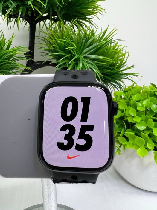 Apple Watch 7 series 45 mm